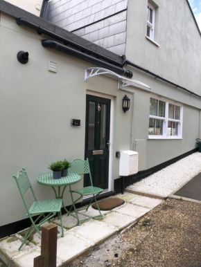 Dinky cottage